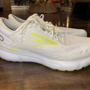 Men Brooks White and Neon Yellow Athletic Shoes